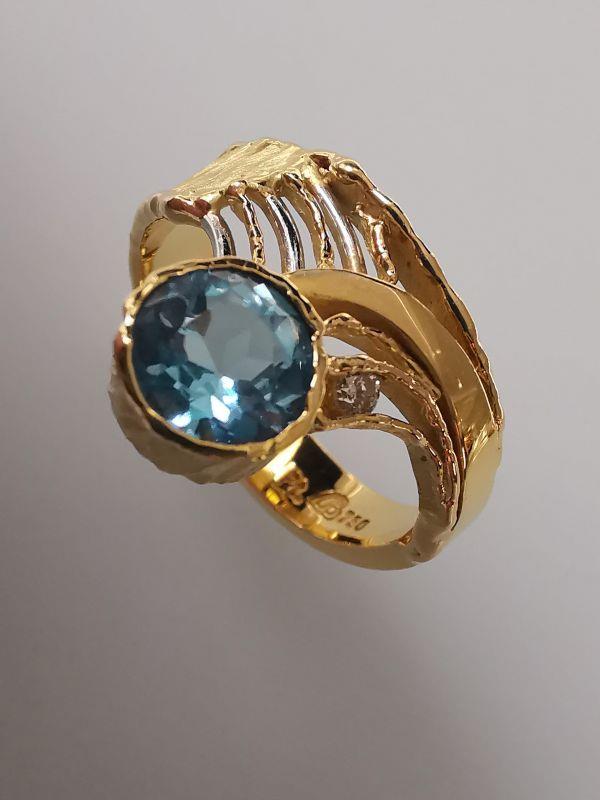 Handarbeit - Unikat I 750 I Blautopas