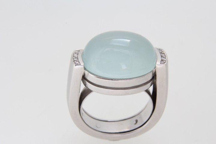 Farbsteinring mit Brillant